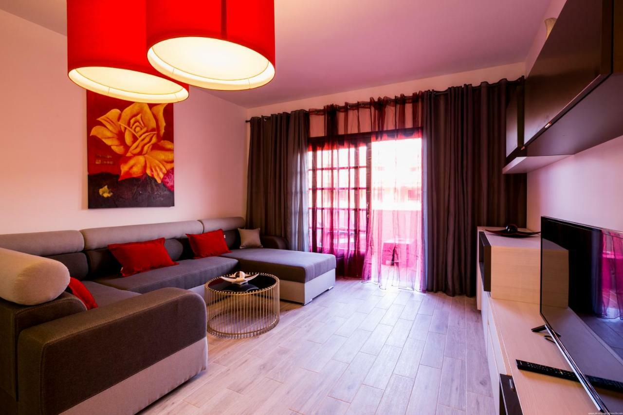 Spacious & Stylish Apartment Los Cristianos Los Cristianos  Exteriér fotografie